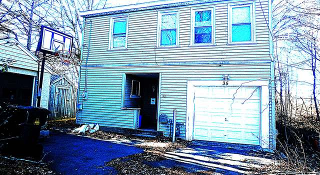 Photo of 35 Thames St, New London, CT 06320