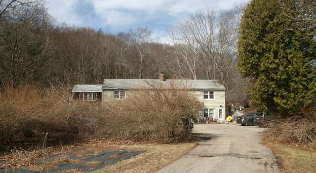 Photo of 895 Warrenville Rd, Mansfield, CT 06250