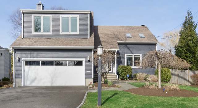 Photo of 333 Penfield Rd, Fairfield, CT 06824