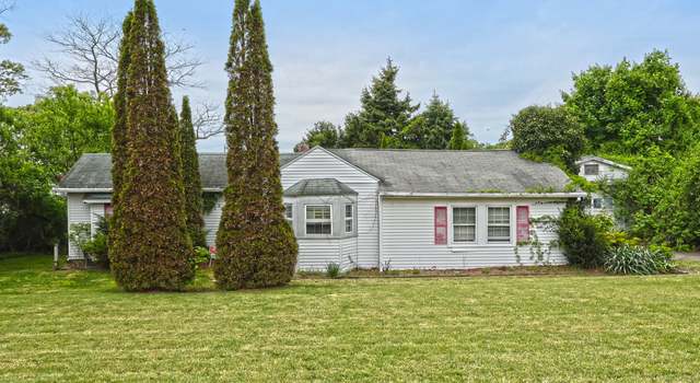 Photo of 132 Hillside Ave, West Haven, CT 06516