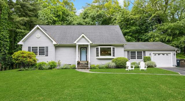 Photo of 6 Queens Ln, Darien, CT 06820