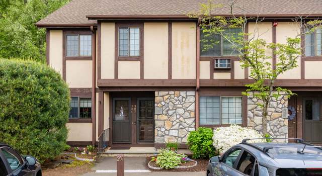 Photo of 202 Foxwood Ln #202, Milford, CT 06461