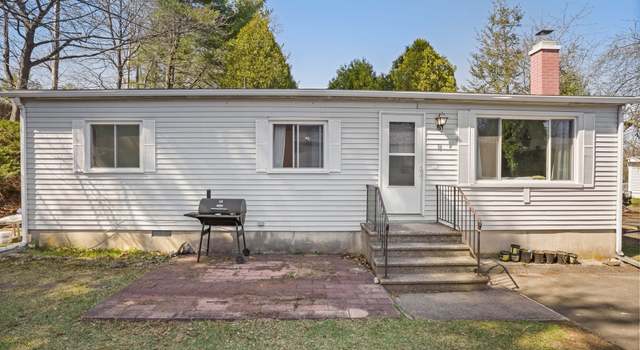 Photo of 9 Crescent Park Rd, Westport, CT 06880