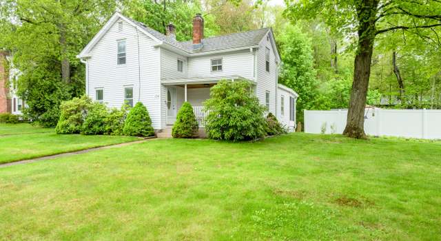 Photo of 154 Highland St, Manchester, CT 06040