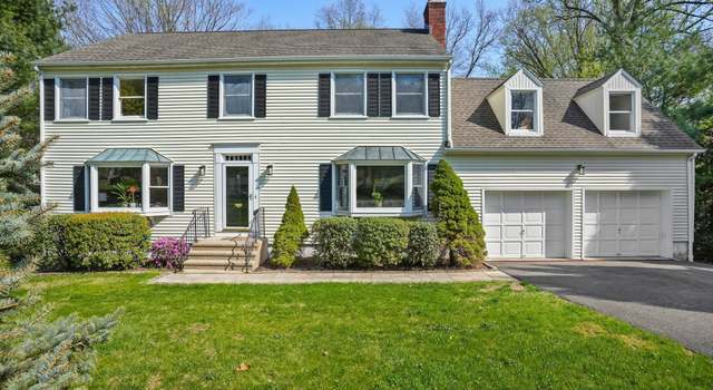Photo of 20 Pumpkin Hill Rd, Trumbull, CT 06611