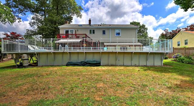 Photo of 16 Stratton Ct, Hamden, CT 06514