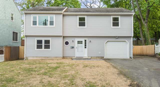 Photo of 13 Holly St, Norwalk, CT 06851
