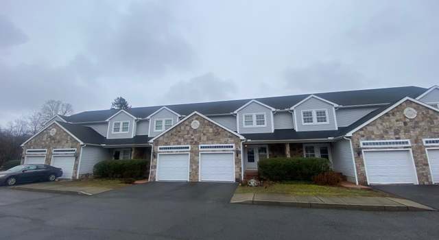 Photo of 104 Lantern Ct #104, Clinton, CT 06413