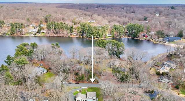 Photo of 15 Cove Pt, Trumbull, CT 06611