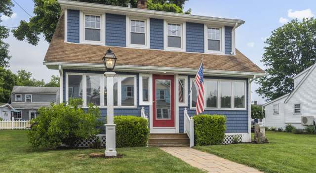 Photo of 30 New Britain Rd, Old Lyme, CT 06371