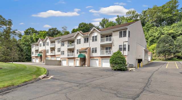 Photo of 11211 Arganese Pl #11211, Trumbull, CT 06611