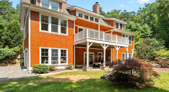 Photo of 349 Beach Pond Rd, Voluntown, CT 06384