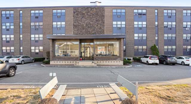Photo of 9 Park St #404, Norwalk, CT 06851