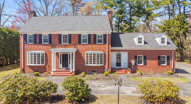 Photo of 165 Scarborough St, Hartford, CT 06105