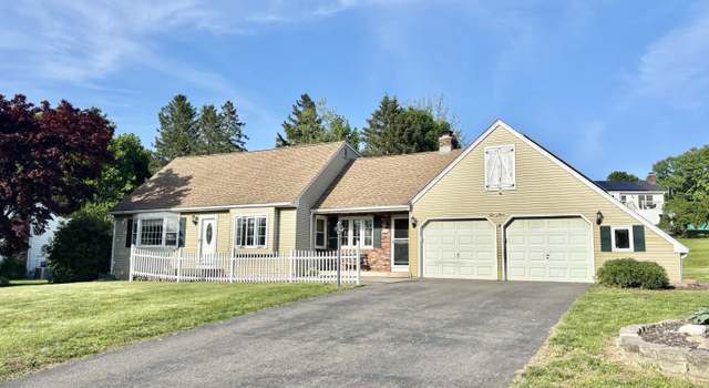 Photo of 23 Strawberry Ln, Manchester, CT 06040