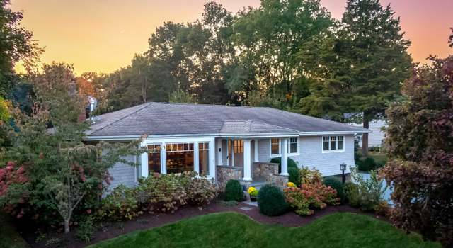 Photo of 9 Schiller Rd, Fairfield, CT 06825