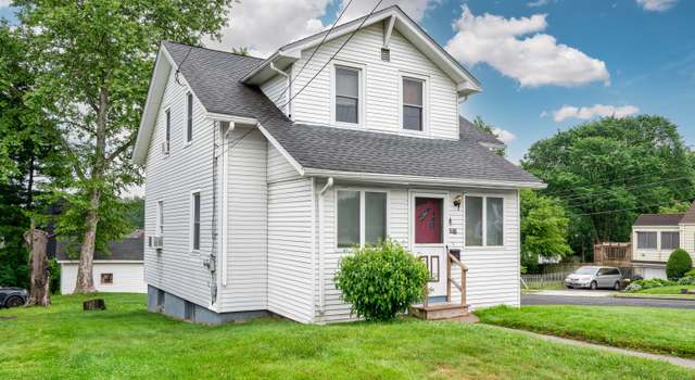 Photo of 546 S Quaker Ln, West Hartford, CT 06110