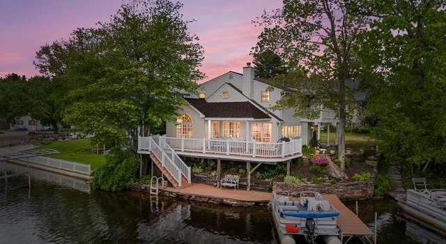Photo of 11 Bayside Dr, Wales, MA 01081