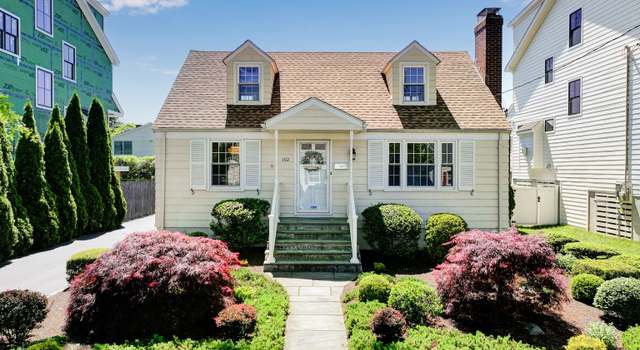 Photo of 102 Pratt St, Fairfield, CT 06824