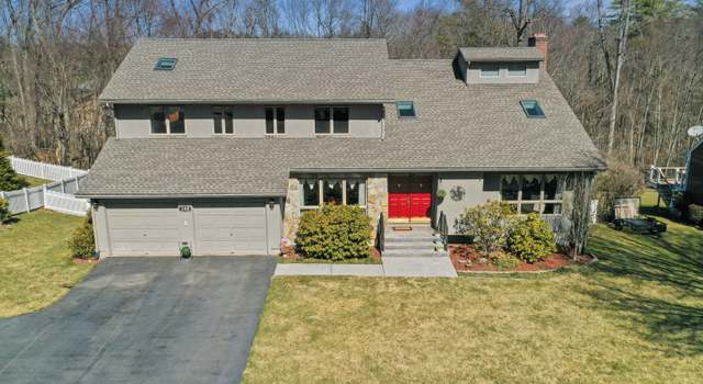 Photo of 140 Oakridge, Farmington, CT 06085
