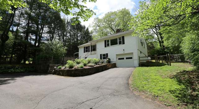 Photo of 42 Wilridge Rd, Ridgefield, CT 06877
