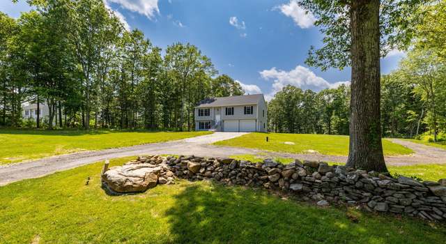 Photo of 1078 E Lake Rd, Montville, CT 06370