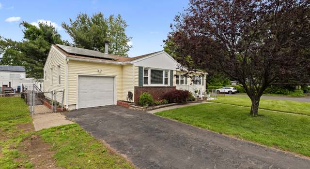 Photo of 116 Crest Ave, East Haven, CT 06513