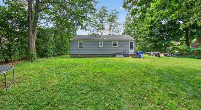 Photo of 7 Bonnieview Dr, East Granby, CT 06026