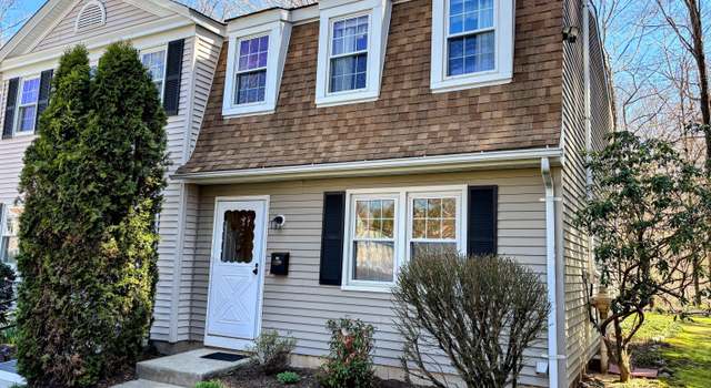 Photo of 391 Main St Apt 406, Deep River, CT 06417