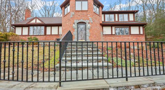 Photo of 246 New Rd, Avon, CT 06001