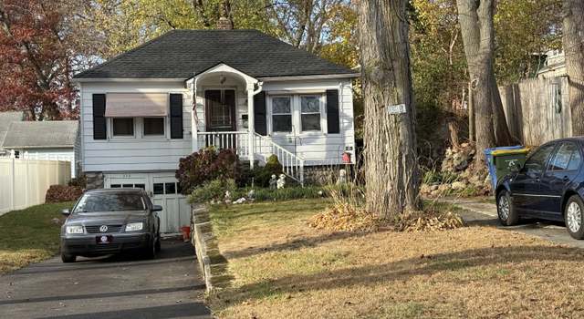 Photo of 335 Raymond St, Waterbury, CT 06706