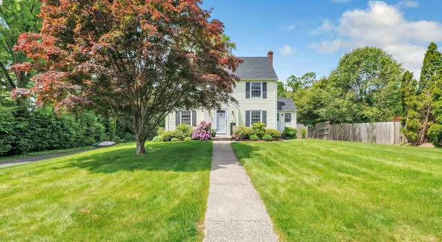 Photo of 85 Ridgeview Pl, Cheshire, CT 06410