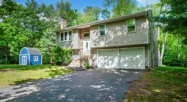 Photo of 69 Fernwood Dr, Simsbury, CT 06070