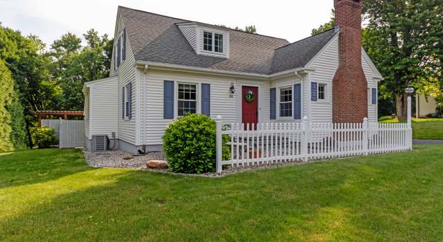 Photo of 44 William St, Portland, CT 06480
