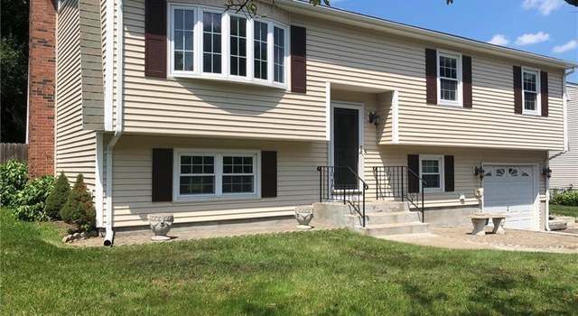 Photo of 42 Southwood Dr, West Hartford, CT 06110