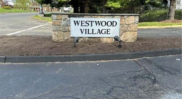 Photo of 55 Mill Plain Rd Unit 31-11, Danbury, CT 06811