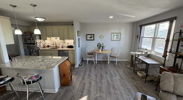 Photo of 893 Farmington Ave Apt 2D, West Hartford, CT 06119