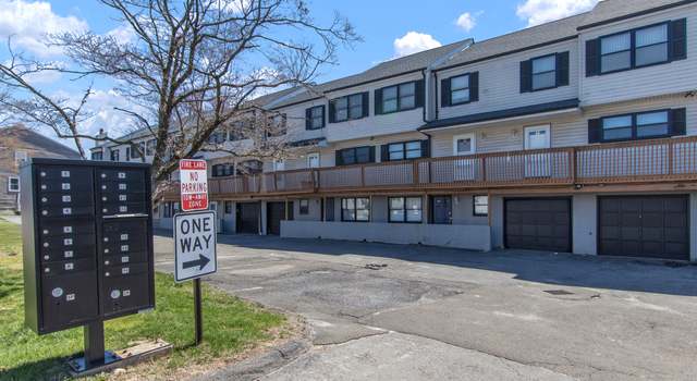 Photo of 11 Tuttle St Apt 11, Stamford, CT 06902