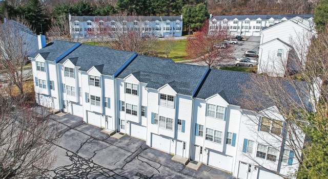 Photo of 38 Thames Height Ln, Groton, CT 06340