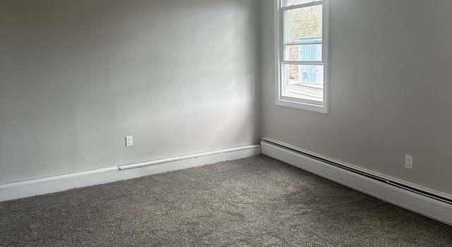 Photo of 77 Hubbard St, Winchester, CT 06098