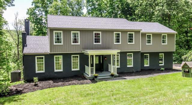 Photo of 1 Clover Ln, New Milford, CT 06776