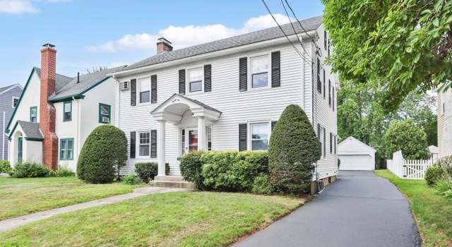 Photo of 36 Meadowbrook Rd, West Hartford, CT 06107