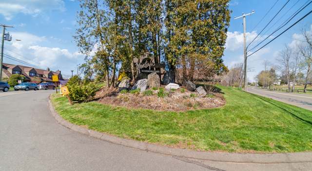 Photo of 72 Montoya Dr #72, Branford, CT 06405