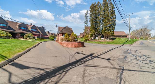 Photo of 72 Montoya Dr #72, Branford, CT 06405