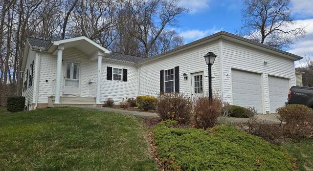 Photo of 1 Indian Hill Rd, Montville, CT 06382