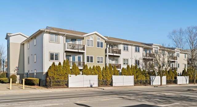 Photo of 3250 Fairfield Ave Apt 200, Bridgeport, CT 06605