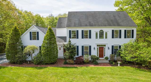 Photo of 5 Flanders Xing, New Hartford, CT 06057