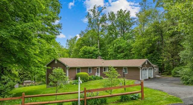 Photo of 44 Perry Ln, Oxford, CT 06478