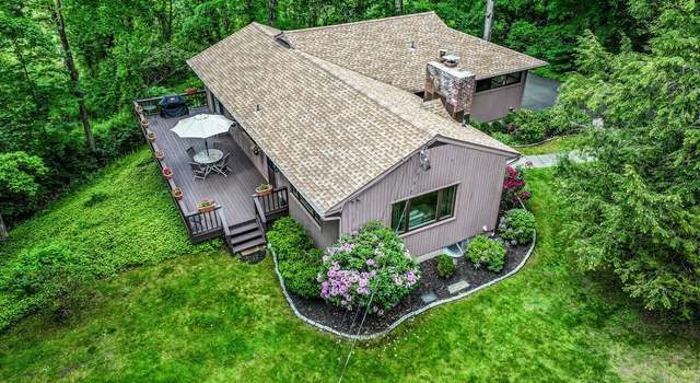Photo of 73 Tanton Hill Rd, Ridgefield, CT 06877