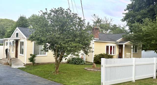 Photo of 24 Curran St, Norwich, CT 06360